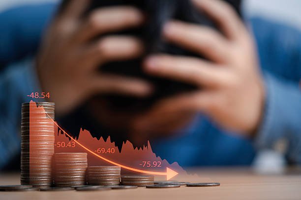 Why Is My Savings Account Interest Going Down? Real Reasons and Easy Fixes